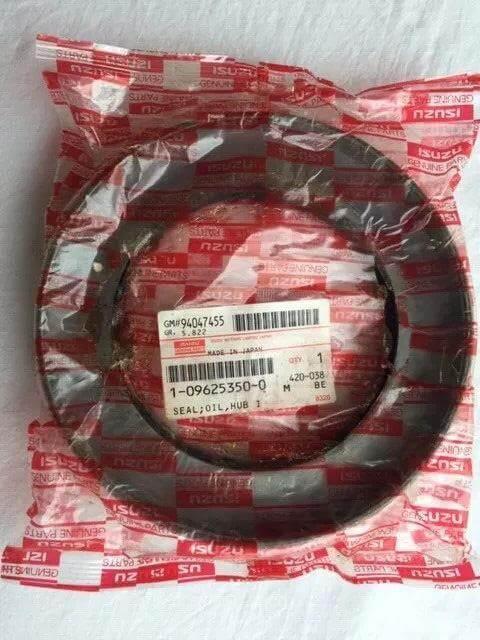 Genuine 1096253500 1-09625350-0 Inner Rear Hub Oil Seal for ISUZU FVZ CXZ EVZ