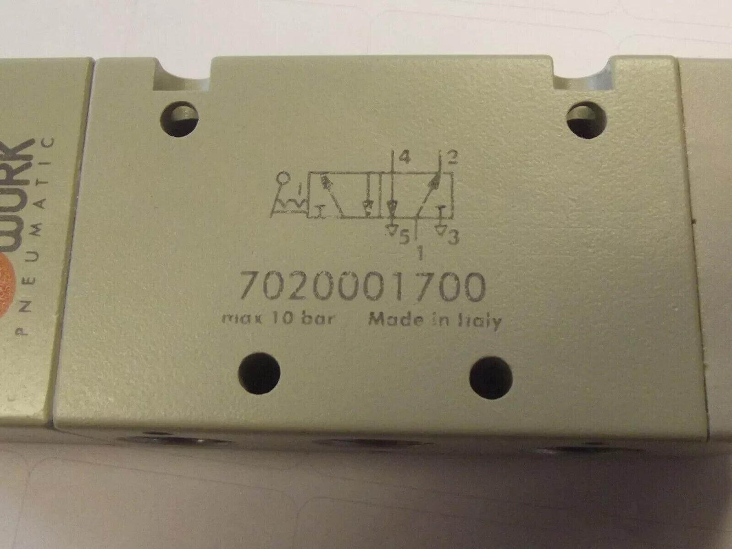 Metalwork Manual Toggle Valve 5/2 ,1/4 Bsp , No 7020001700,Bi Stable Lever Valve