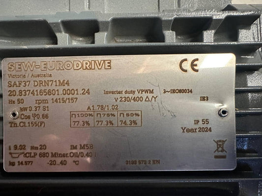 SEW EURODRIVE SAF37-DRN71M4 GEAR MOTOR 0.50 HP 0.37 KW SAF37DRN71M4