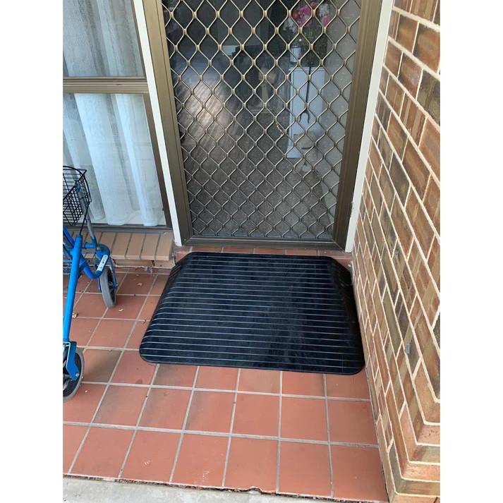 Wheelchair Threshold Door Ramp 900 x 530 x 88mm Weight Capacity 400kg