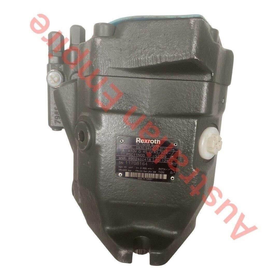 Rexroth TR 16159 hydraulic motor for tractor, model R902460418, close-up view