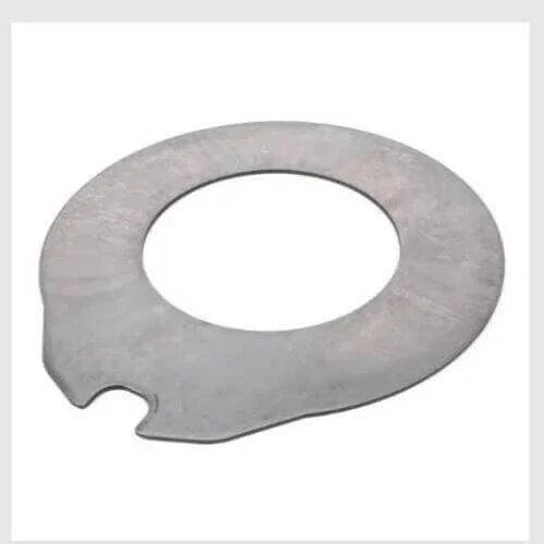 Intermediate disc metal tractor part with notch, suitable for Massey Ferguson and Fendt