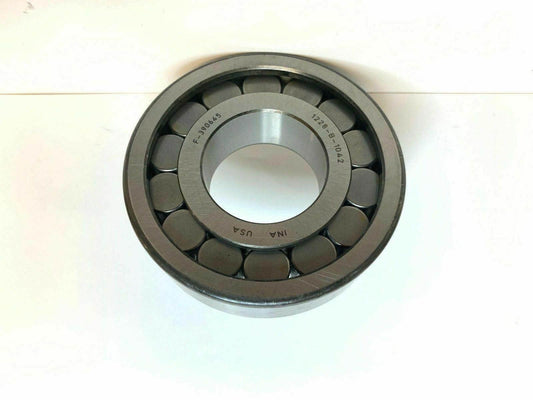 2 pcs "MERITOR" Bearing 1228B1042 Trucks Chevy (97 - 2002) & GMC (90 - 2002) NEW - Australian Empire Shop